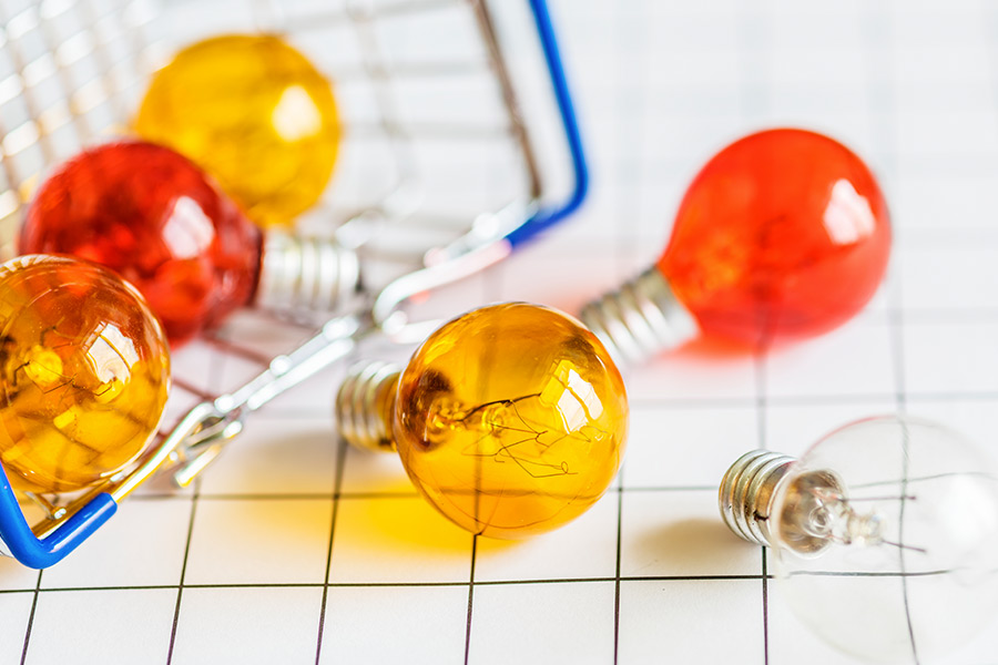 Mercados de Energía Eléctrica en España: Libre vs Regulado