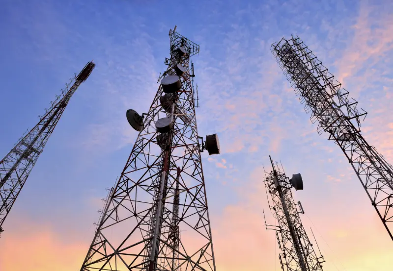 Convergencia-de-Energía-y-Telecomunicaciones-Claves-para-el-Ahorro-Total